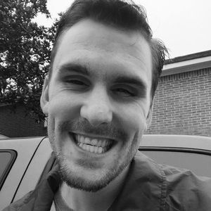 Meet your Posher, Devin